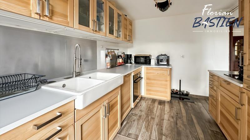 Maison - 102 m² - 6 pièces