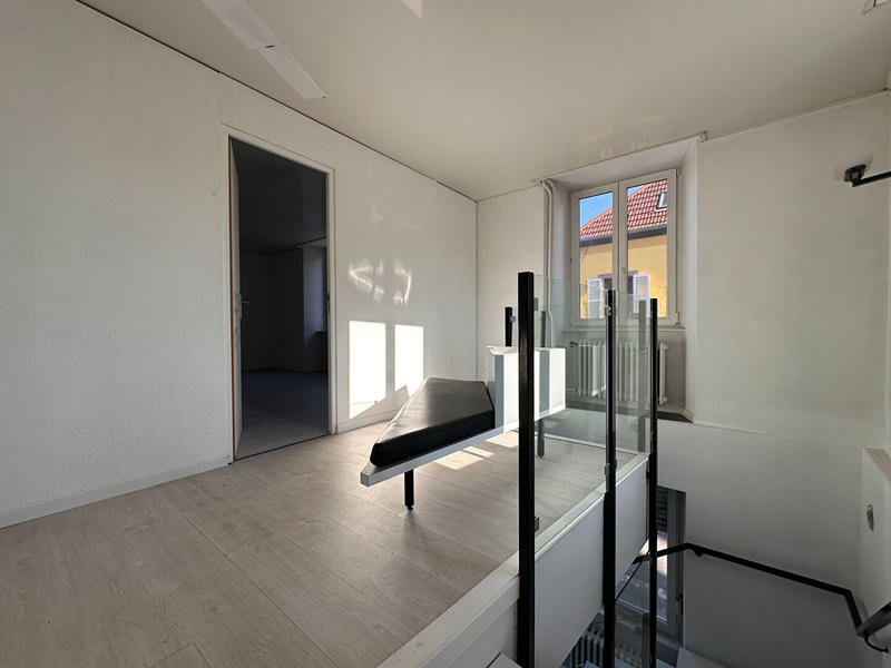 Immeuble - 214 m² - 9 pièces