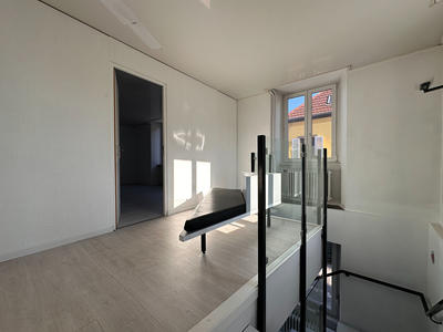 Immeuble - 214 m² - 9 pièces