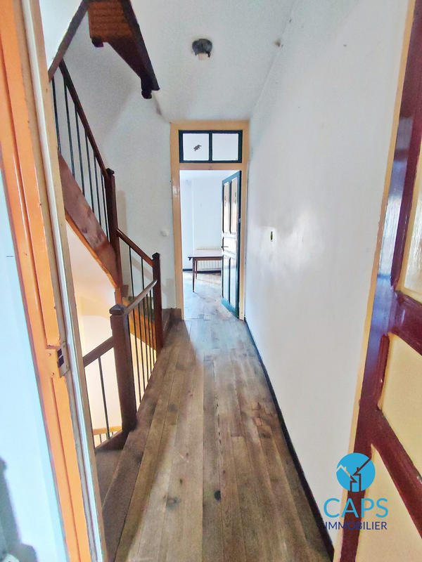 Maison - 94 m² - 4 pièces