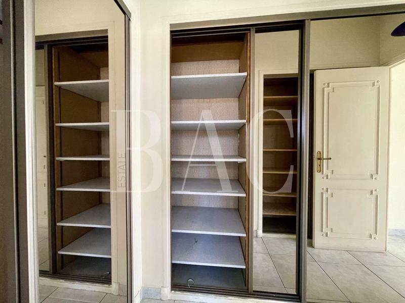 Appartement - 140 m² - 4 pièces