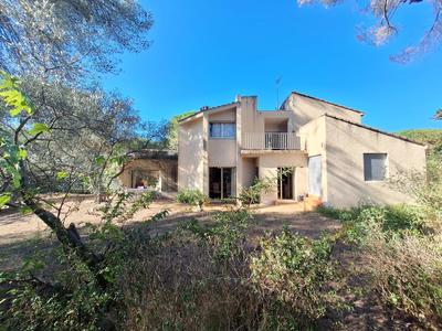 Villa - 185 m² - 5 pièces