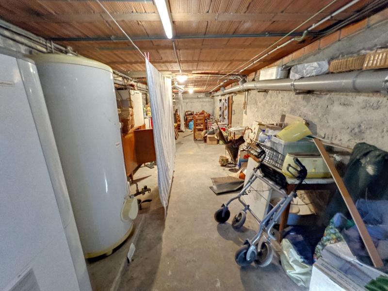 Maison ancienne - 210 m² - 7 pièces