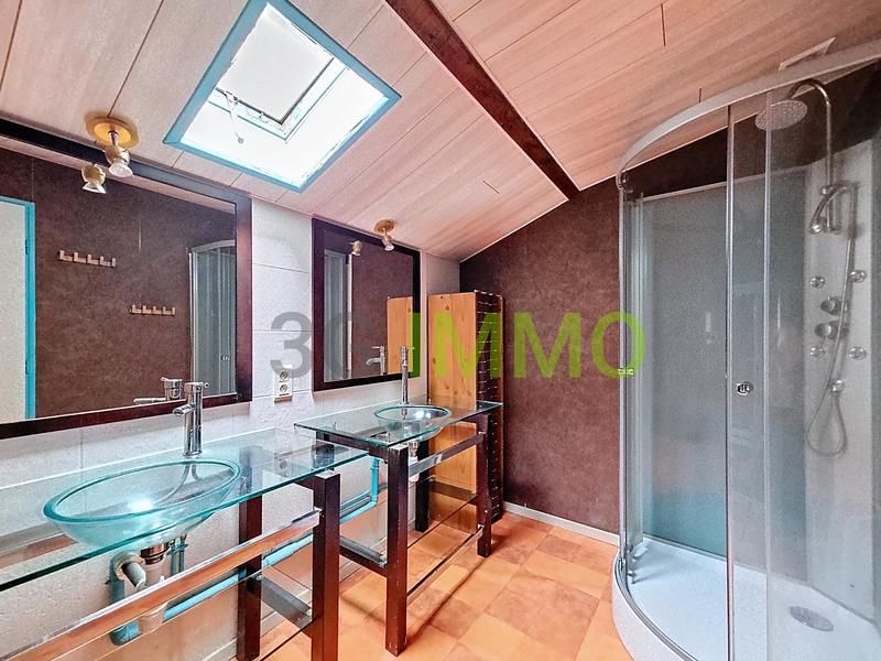 Maison de ville - 100 m² - 5 pièces