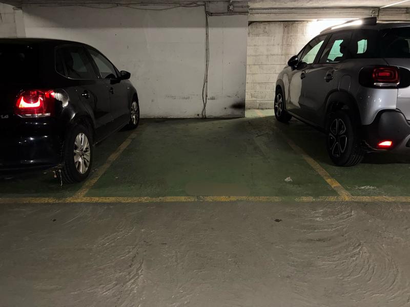 Parking / Garage - 10 m²