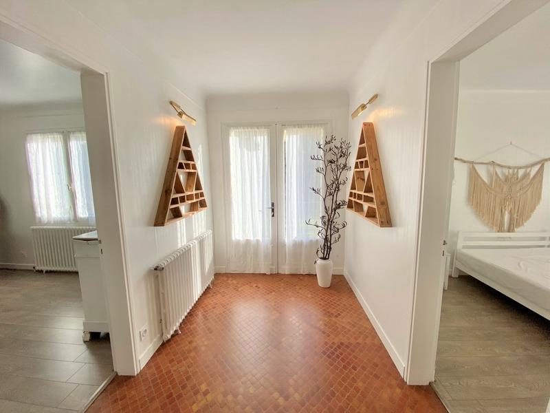 Maison - 220 m² - 7 pièces