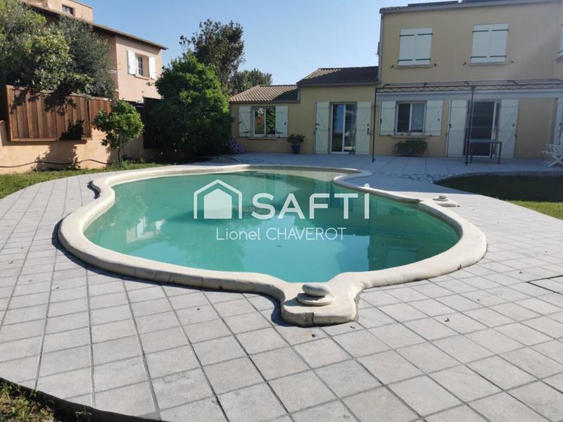 Maison - 200 m² - 7 pièces