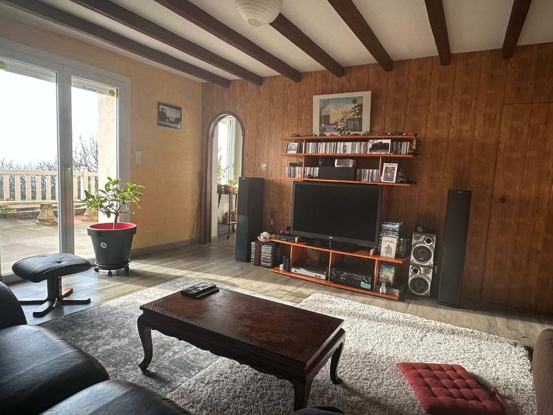 Maison - 188 m² - 7 pièces