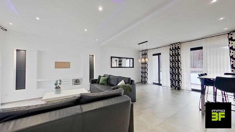 Maison - 158 m² - 6 pièces