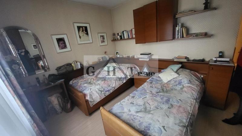 Local commercial - 255 m² - 3 pièces