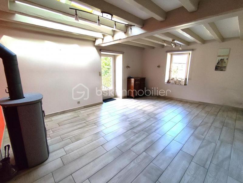 Maison - 112 m² - 7 pièces