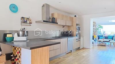 Maison - 123 m² - 6 pièces