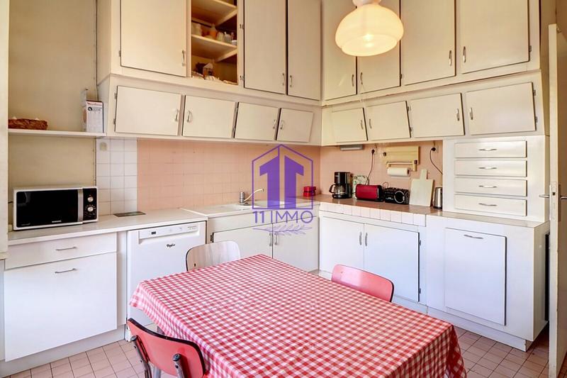 Maison - 400 m² - 10 pièces