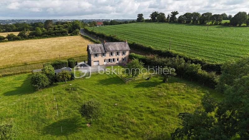 Maison en pierre - 123 m² - 6 pièces