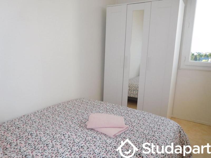 Chambre - 12 m² - 1 pièce