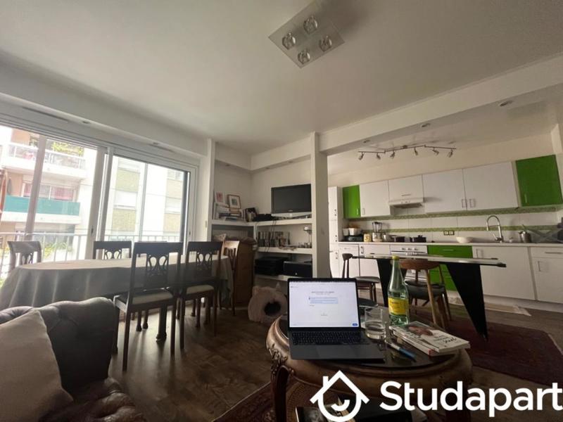 Chambre - 11 m² - 1 pièce