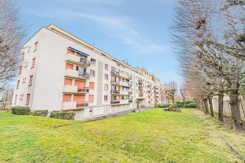 Appartement - 76 m² - 5 pièces