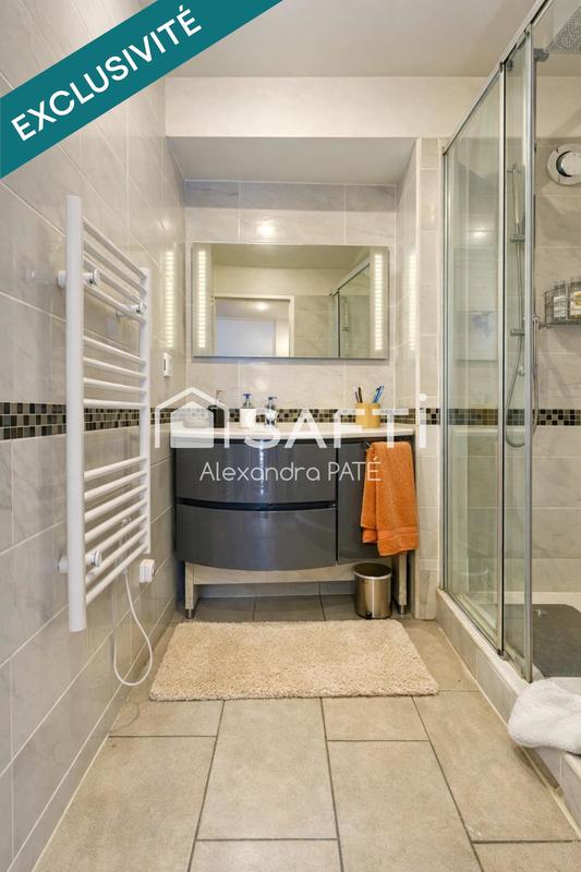 Appartement - 95 m² - 5 pièces