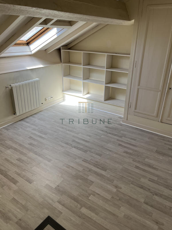 Immeuble - 278 m² - 12 pièces