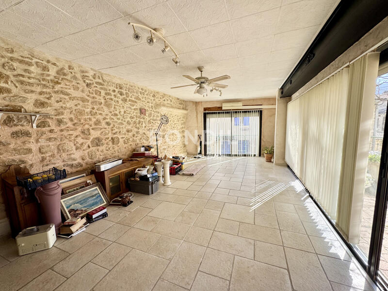 Maison - 336 m² - 13 pièces