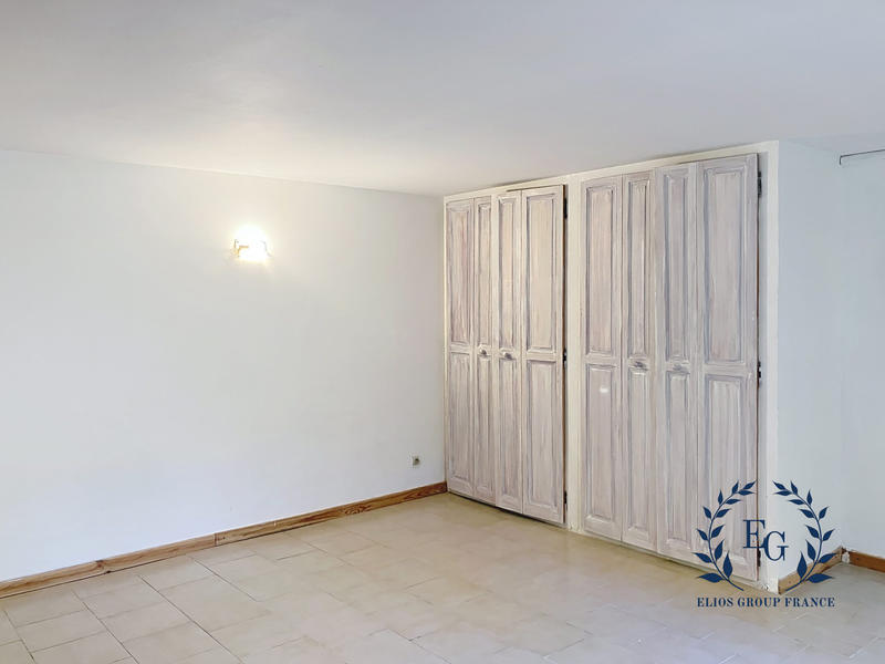 Maison traditionnelle - 179 m² - 6 pièces