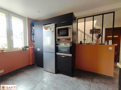 Maison - 140 m² - 6 pièces
