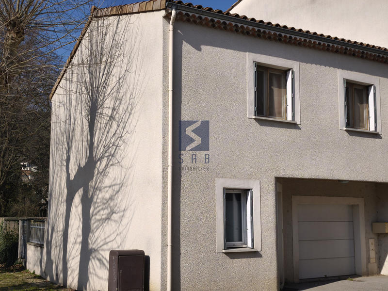 Maison - 85 m² - 4 pièces