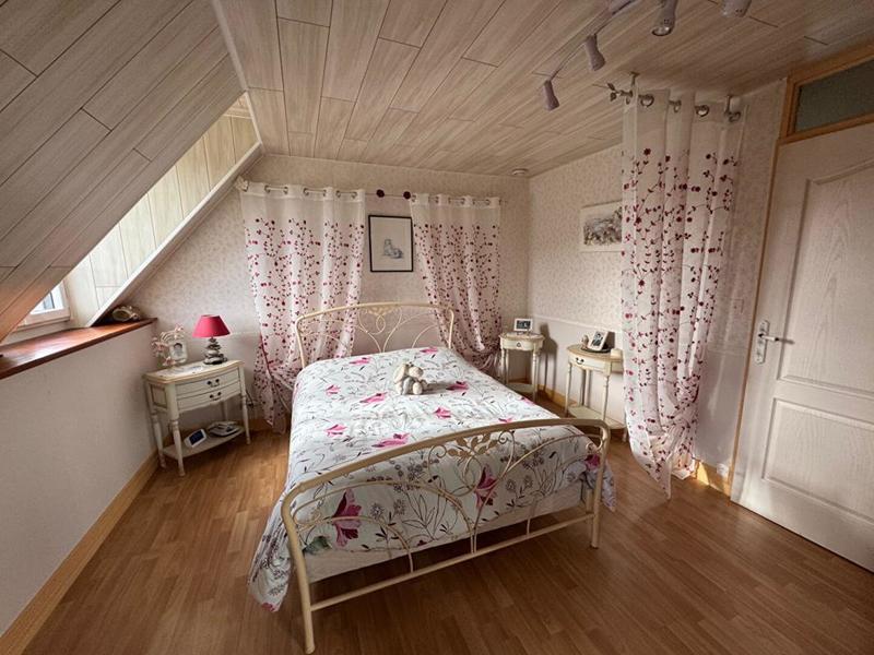 Maison - 166 m² - 7 pièces