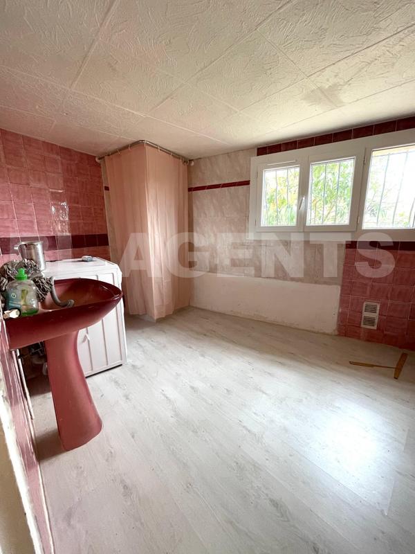 Maison - 224 m² - 9 pièces