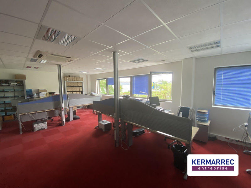 Bureau - 330 m²