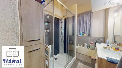 Maison - 300 m² - 10 pièces