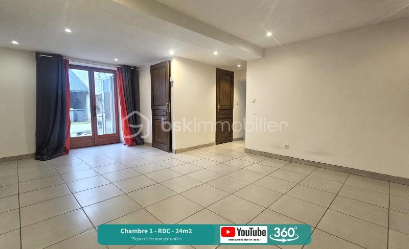 Maison traditionnelle - 226 m² - 7 pièces