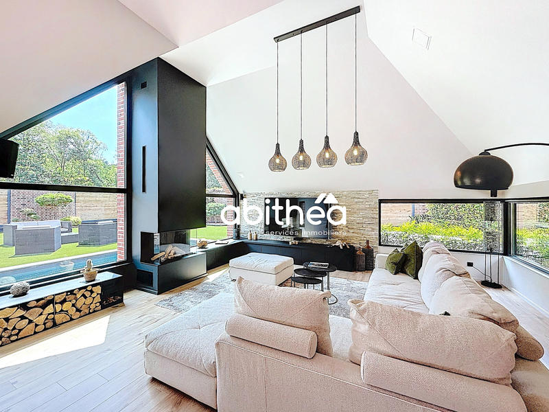 Villa - 388 m² - 9 pièces