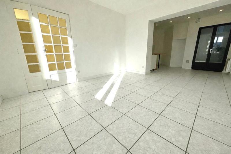 Maison - 74 m² - 3 pièces