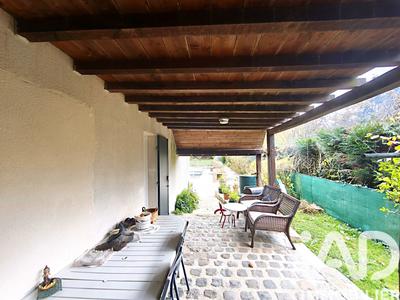 Maison - 153 m² - 7 pièces