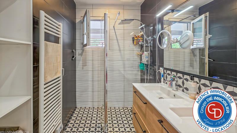 Maison - 100 m² - 4 pièces