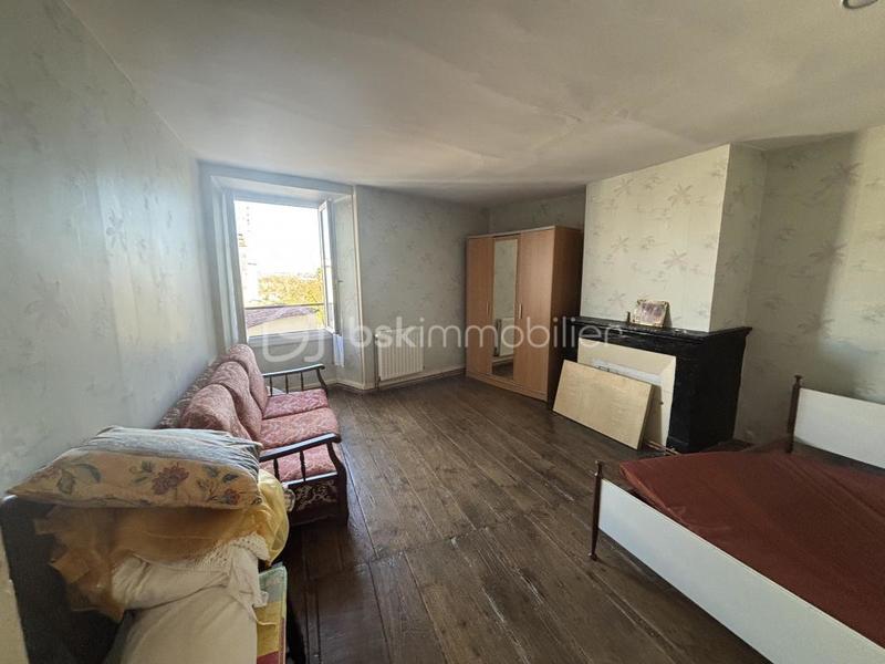 Maison ancienne - 177 m² - 8 pièces