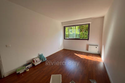 Appartement - 91 m² - 4 pièces