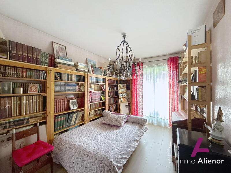 Appartement - 104 m² - 4 pièces