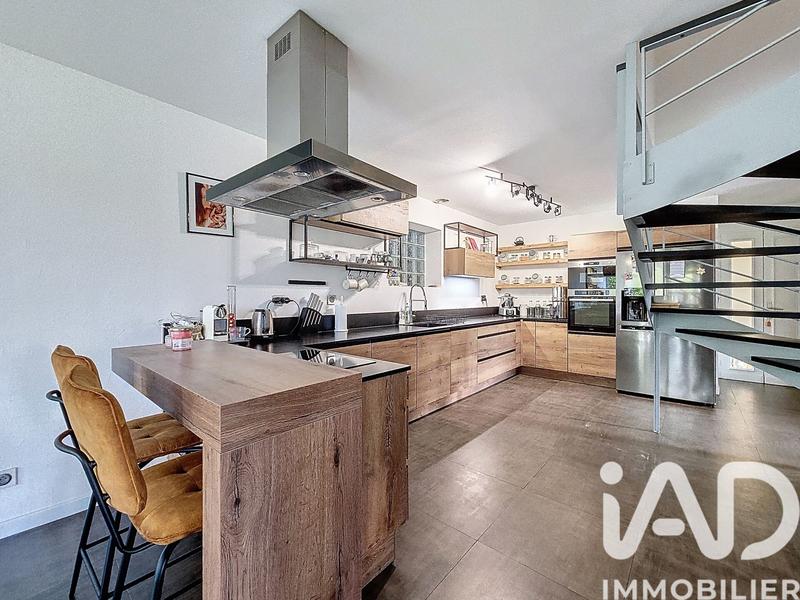 Maison - 135 m² - 5 pièces