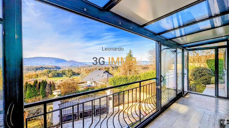 Maison - 143 m² - 8 pièces