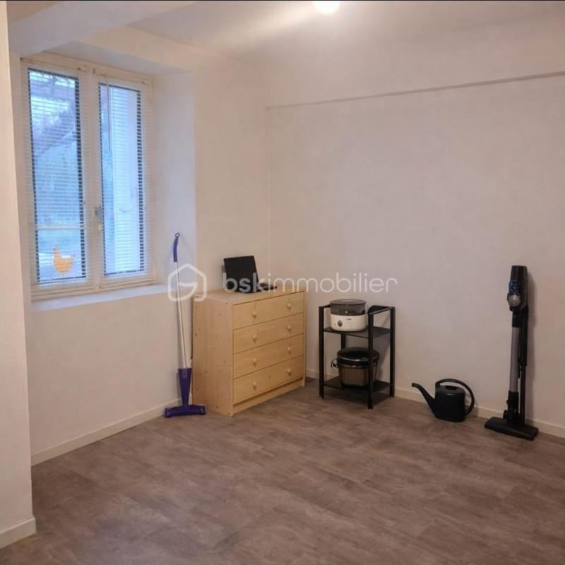 Maison de village - 80 m² - 4 pièces