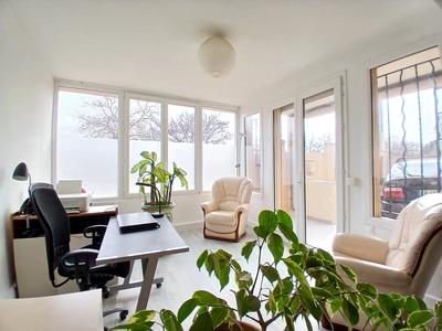 Maison - 190 m² - 9 pièces