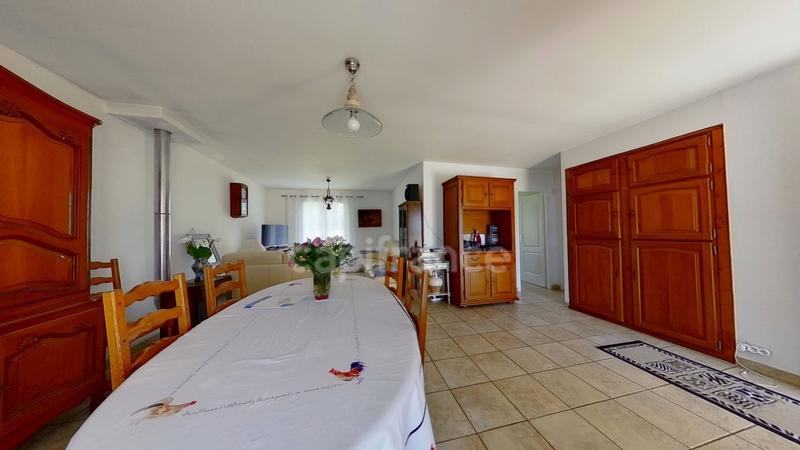 Maison - 89 m² - 5 pièces