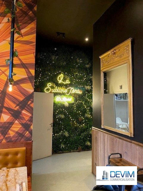 Local commercial - 257 m²