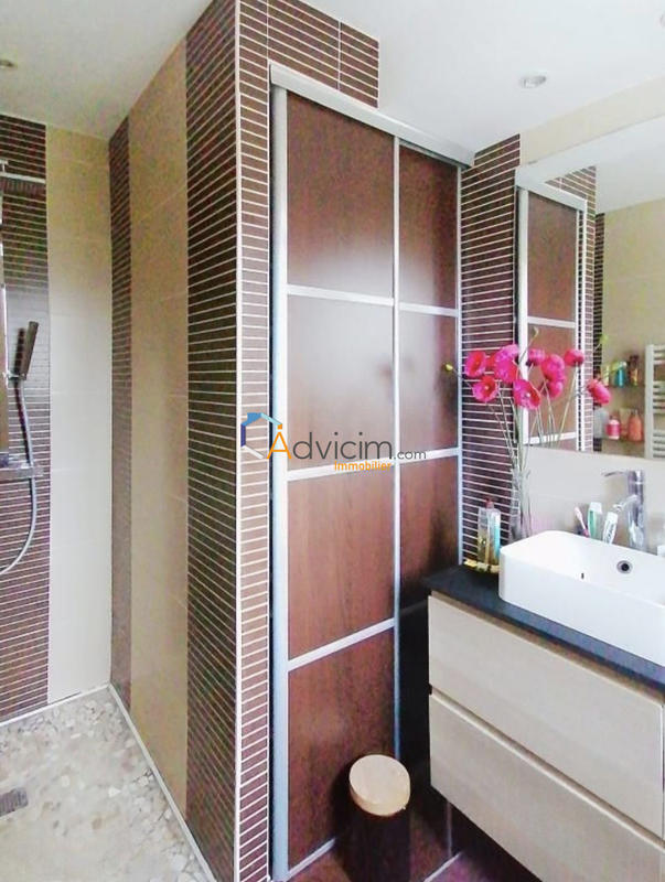 Maison - 151 m² - 7 pièces