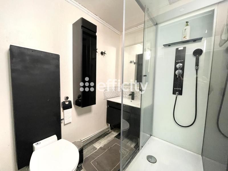 Maison - 94 m² - 5 pièces