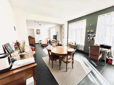 Maison - 157 m² - 7 pièces