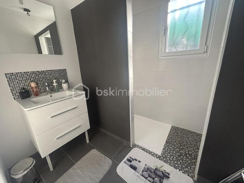 Maison - 138 m² - 5 pièces