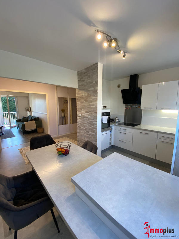 Appartement - 115 m² - 5 pièces